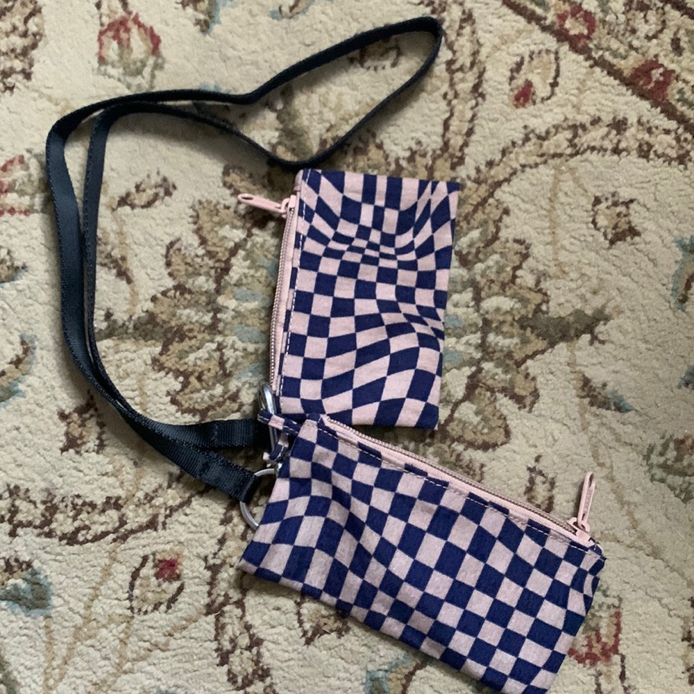 Baggu lanyard pouch set